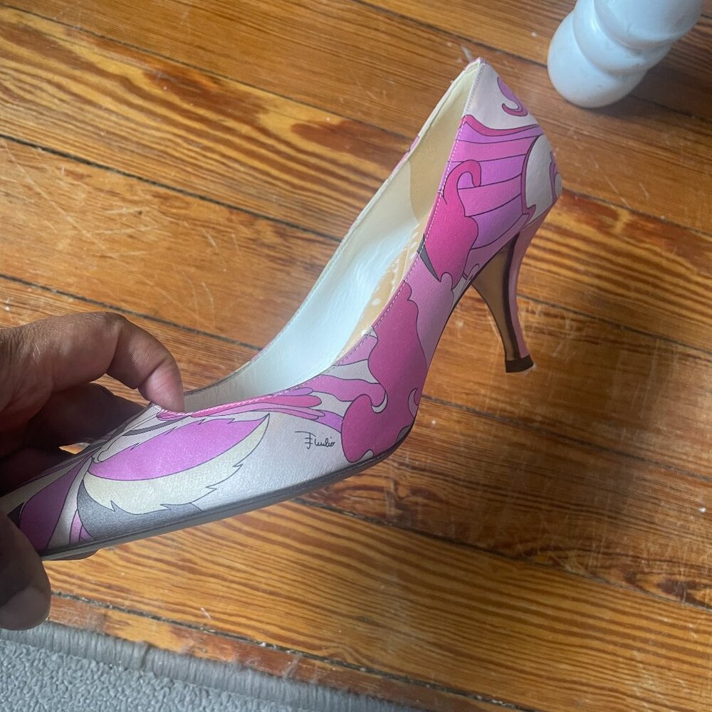 Classic Emilio Pucci heels